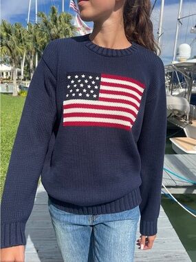 BRANDY MELVILLE NICO AMERICAN FLAG SWEATER
